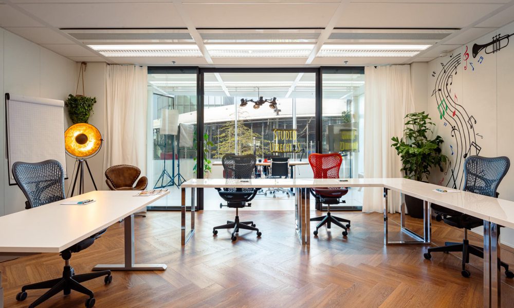 music-studio-en-suite-space-2