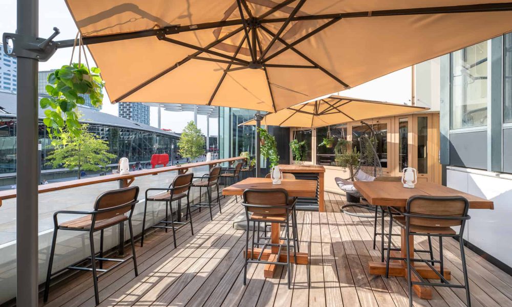 Terrace Space overview parasols uit